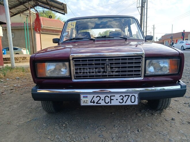 LADA (VAZ) 2107