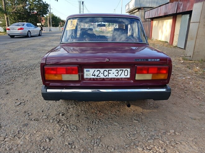 LADA (VAZ) 2107