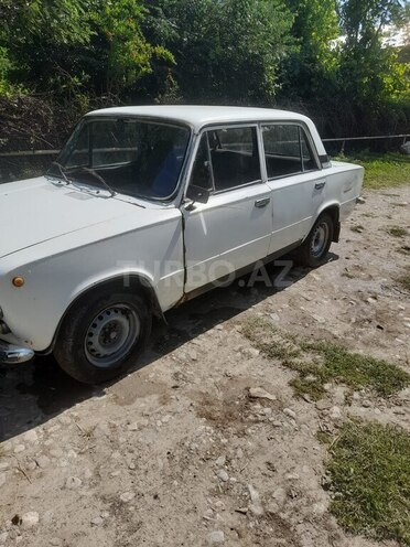 LADA (VAZ) 21011