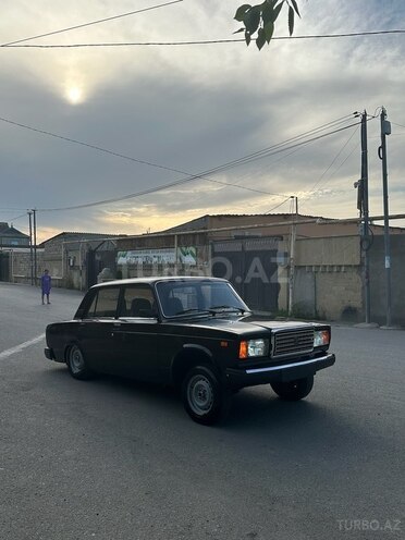 LADA (VAZ) 2107