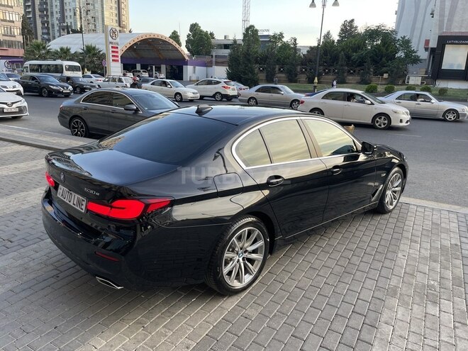 BMW 530e