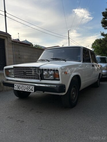 LADA (VAZ) 2107