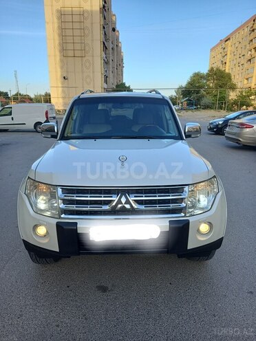 Mitsubishi Pajero 2008, 184,000 km - 3.0 л - Bakı