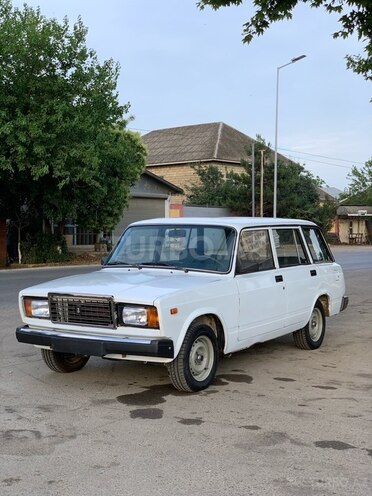 LADA (VAZ) 2104