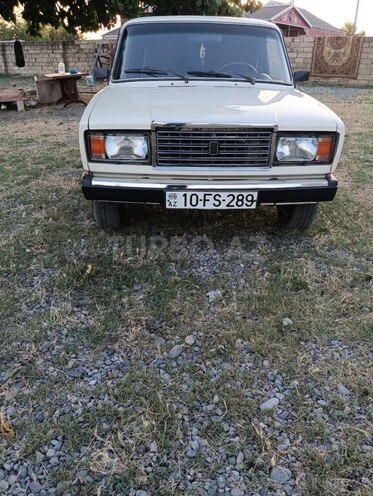 LADA (VAZ) 2107