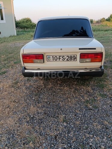 LADA (VAZ) 2107