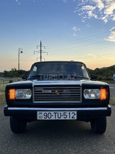 LADA (VAZ) 2107