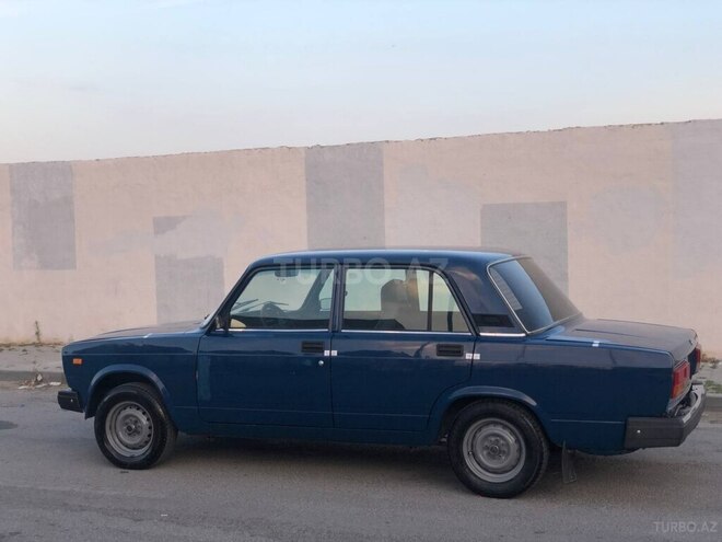 LADA (VAZ) 2107