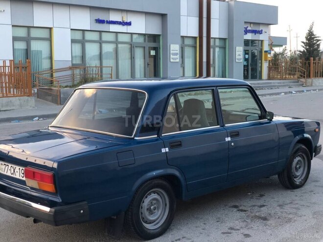 LADA (VAZ) 2107