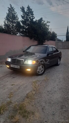 Mercedes C 220