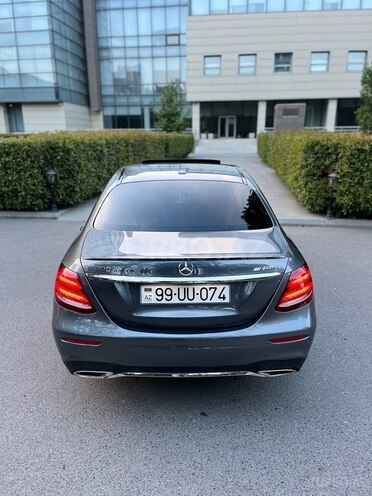 Mercedes E 300