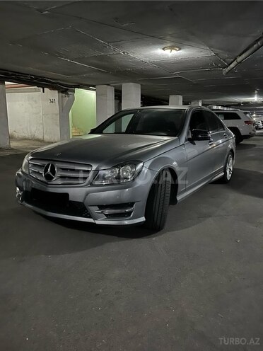 Mercedes C 250