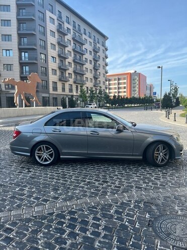 Mercedes C 250