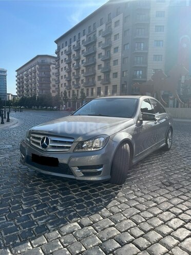 Mercedes C 250