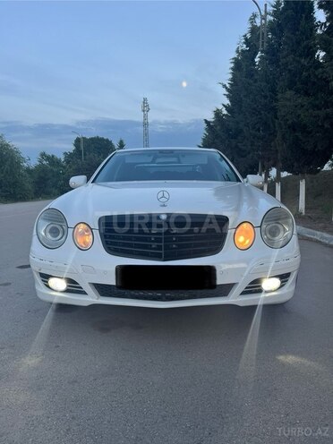 Mercedes E 260