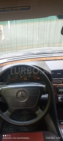 Mercedes C 220