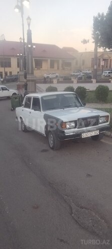 LADA (VAZ) 2107