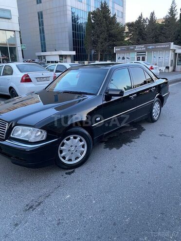 Mercedes C 240