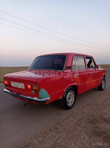 LADA (VAZ) 21011