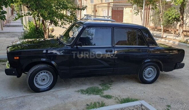 LADA (VAZ) 2107 2010, 53,560 km - 1.6 l - Salyan