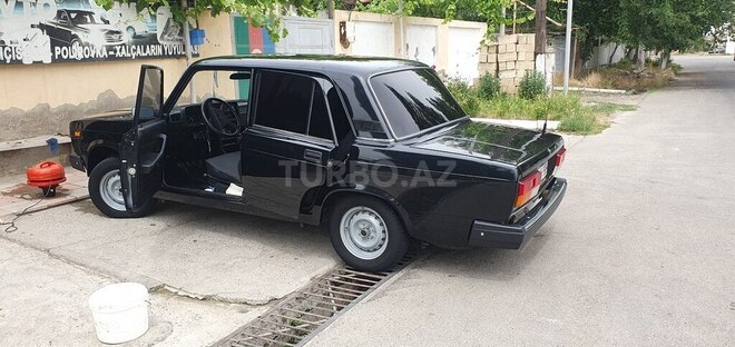 LADA (VAZ) 2107 2010, 53,560 km - 1.6 l - Salyan
