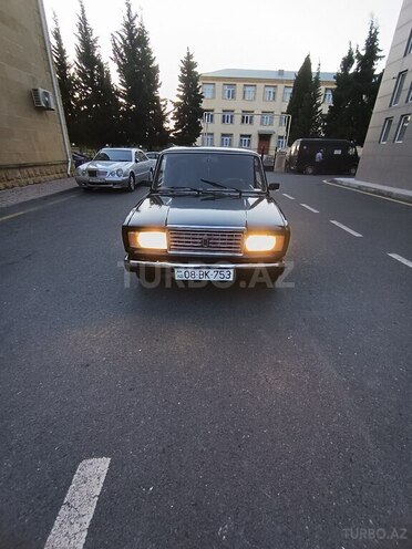 LADA (VAZ) 2107