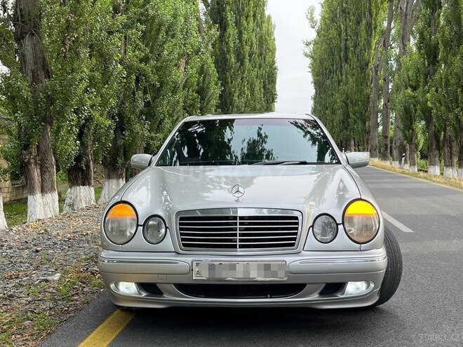 Mercedes E 280