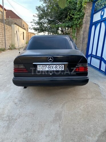 Mercedes E 250