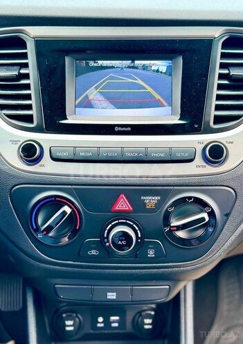 Hyundai Accent 2019, 65,000 km - 1.6 л - Bakı