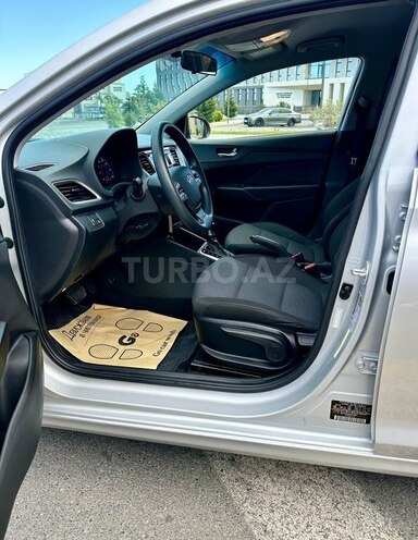 Hyundai Accent 2019, 65,000 km - 1.6 л - Bakı
