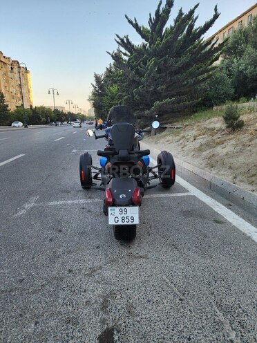 Can-Am Spyder F3