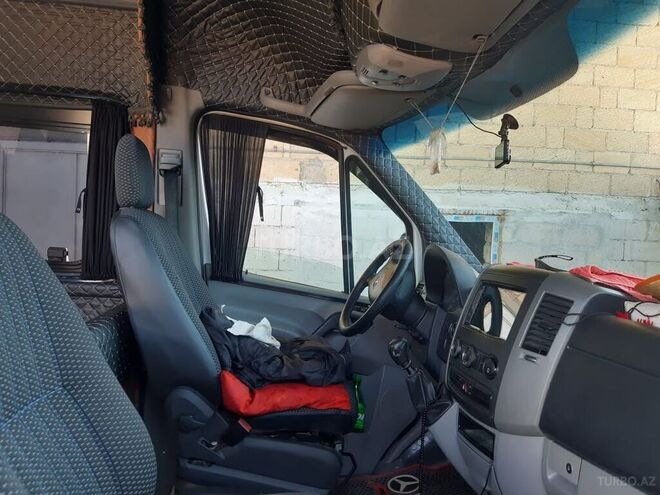 Mercedes Sprinter 318