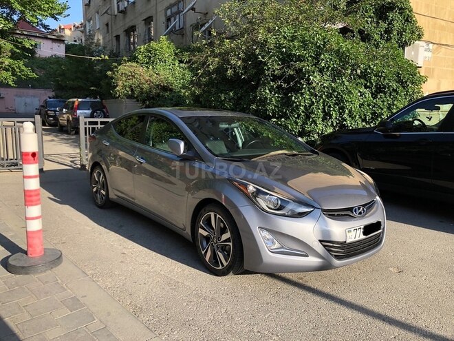 Hyundai Elantra