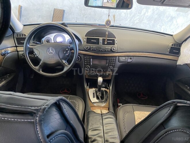 Mercedes E 240 2003, 308,000 km - 2.6 l - İmişli