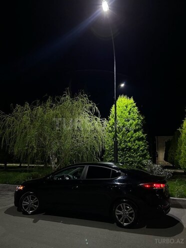 Hyundai Elantra 2017, 51,000 km - 2.0 l - Xaçmaz