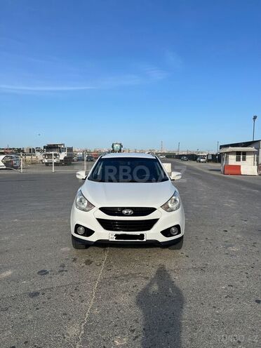 Hyundai ix35 2012, 239,000 km - 2.0 л - Bakı