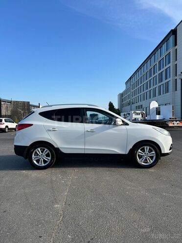 Hyundai ix35 2012, 239,000 km - 2.0 л - Bakı