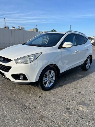 Hyundai ix35 2012, 239,000 km - 2.0 л - Bakı