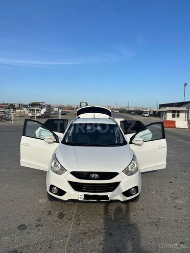 Hyundai ix35 2012, 239,000 km - 2.0 л - Bakı