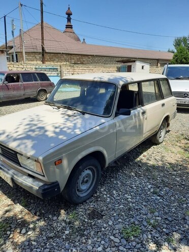 LADA (VAZ) 2104