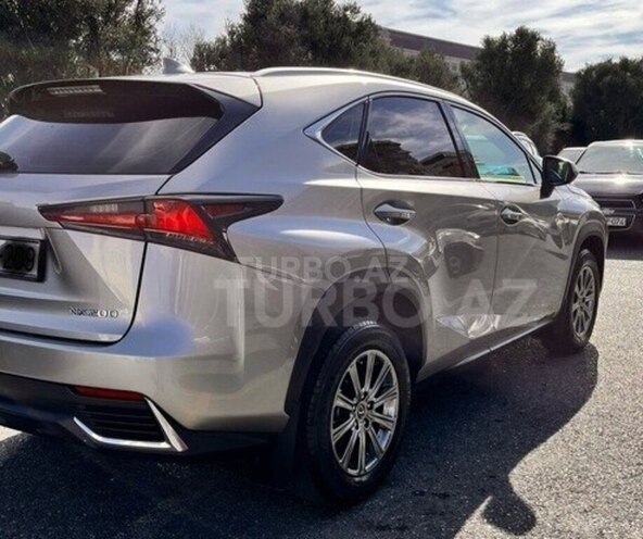 Lexus NX 200