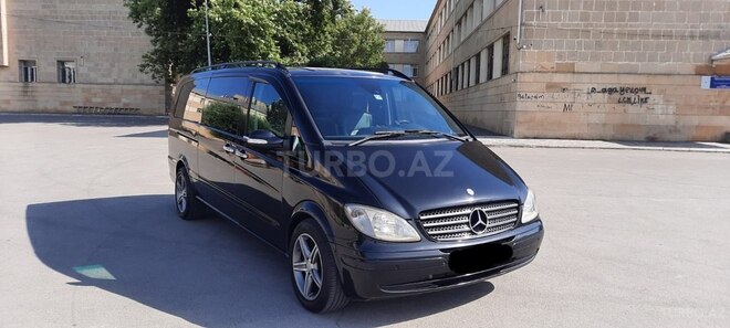 Mercedes V 220