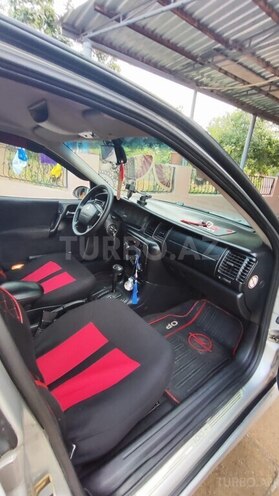 Opel Vectra 1999, 250,000 km - 1.6 l - Bakı