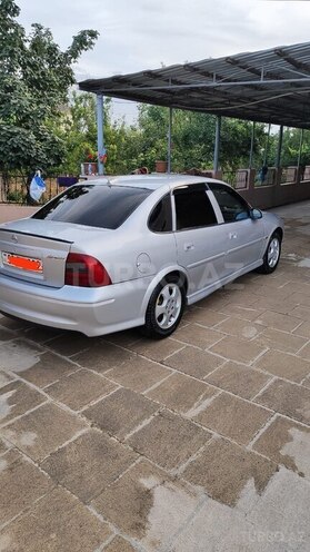 Opel Vectra 1999, 250,000 km - 1.6 l - Bakı