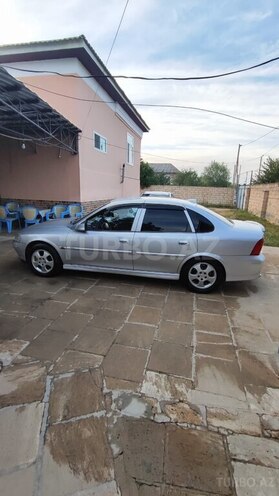 Opel Vectra 1999, 250,000 km - 1.6 l - Bakı
