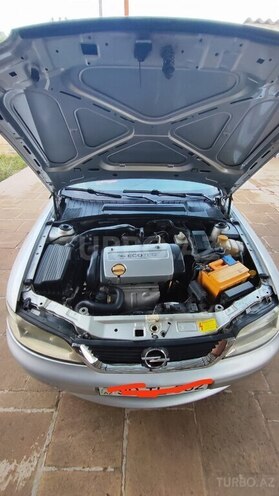 Opel Vectra 1999, 250,000 km - 1.6 l - Bakı