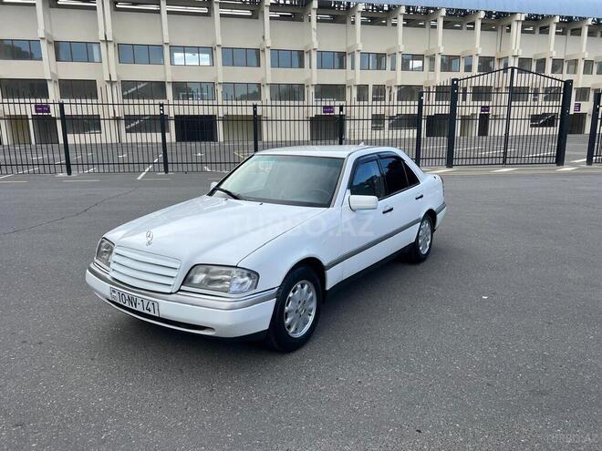 Mercedes C 180