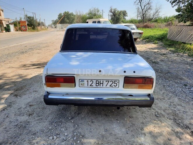 LADA (VAZ) 2107 2005, 68,965 km - 1.6 l - Salyan