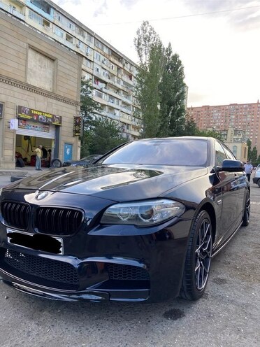 BMW 528