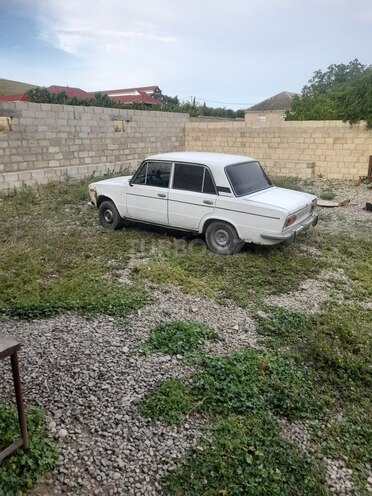 LADA (VAZ) 2103